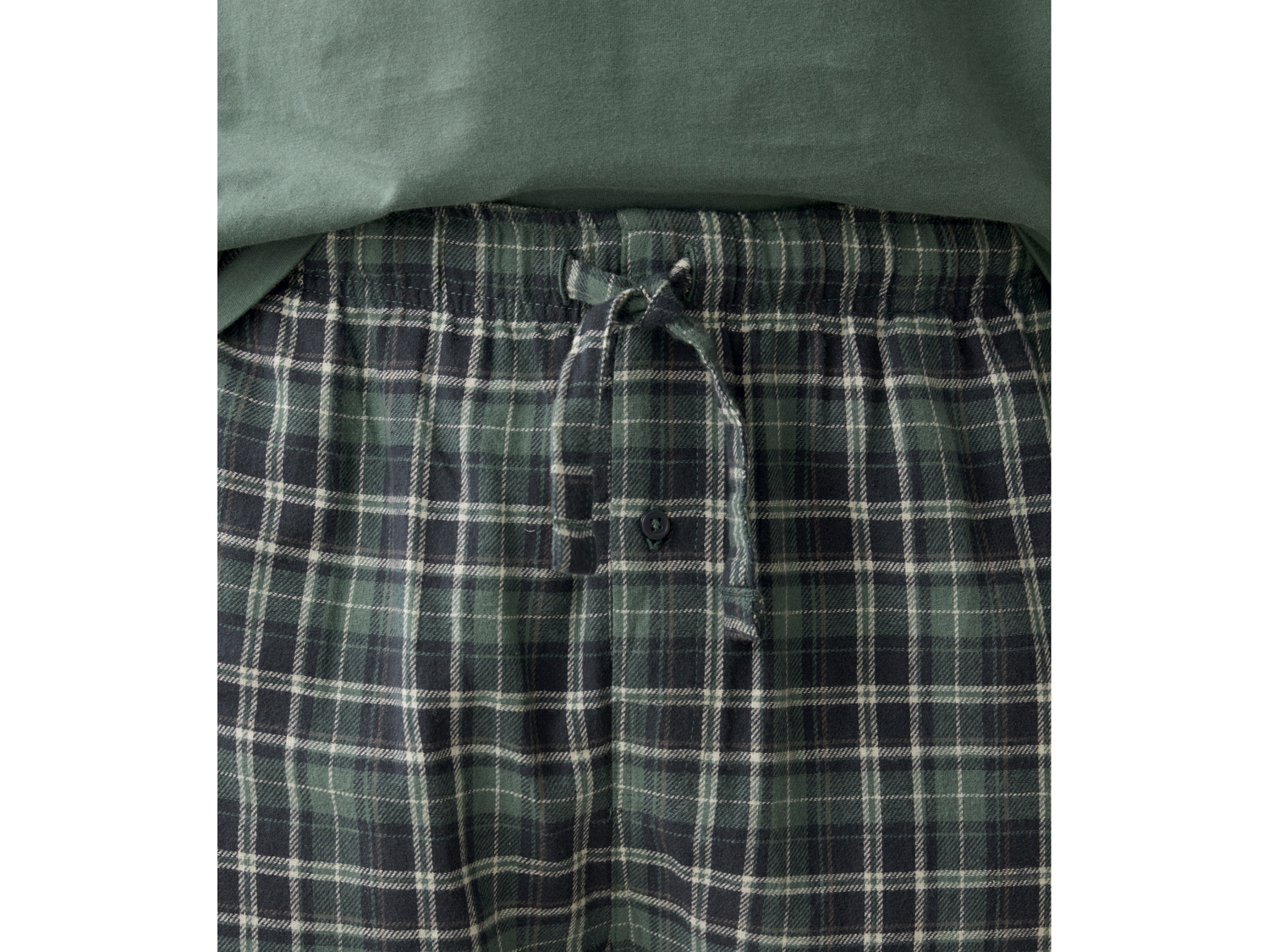 Piżama flanelowa męska Livergy, cena 34,99 PLN
- rozmiary: M-XL
Dostępne ...