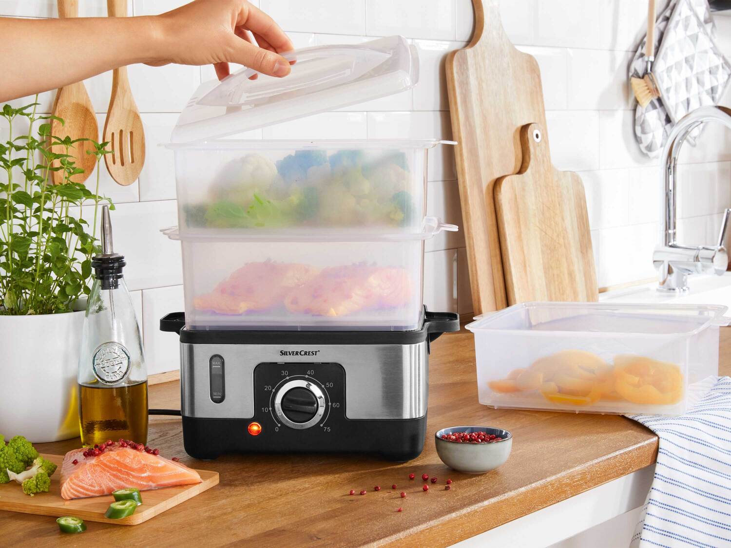 Parowar 950 W Silverscrest Kitchen Tools, cena 79,90 PLN
- 75-minutowy timer
- ...