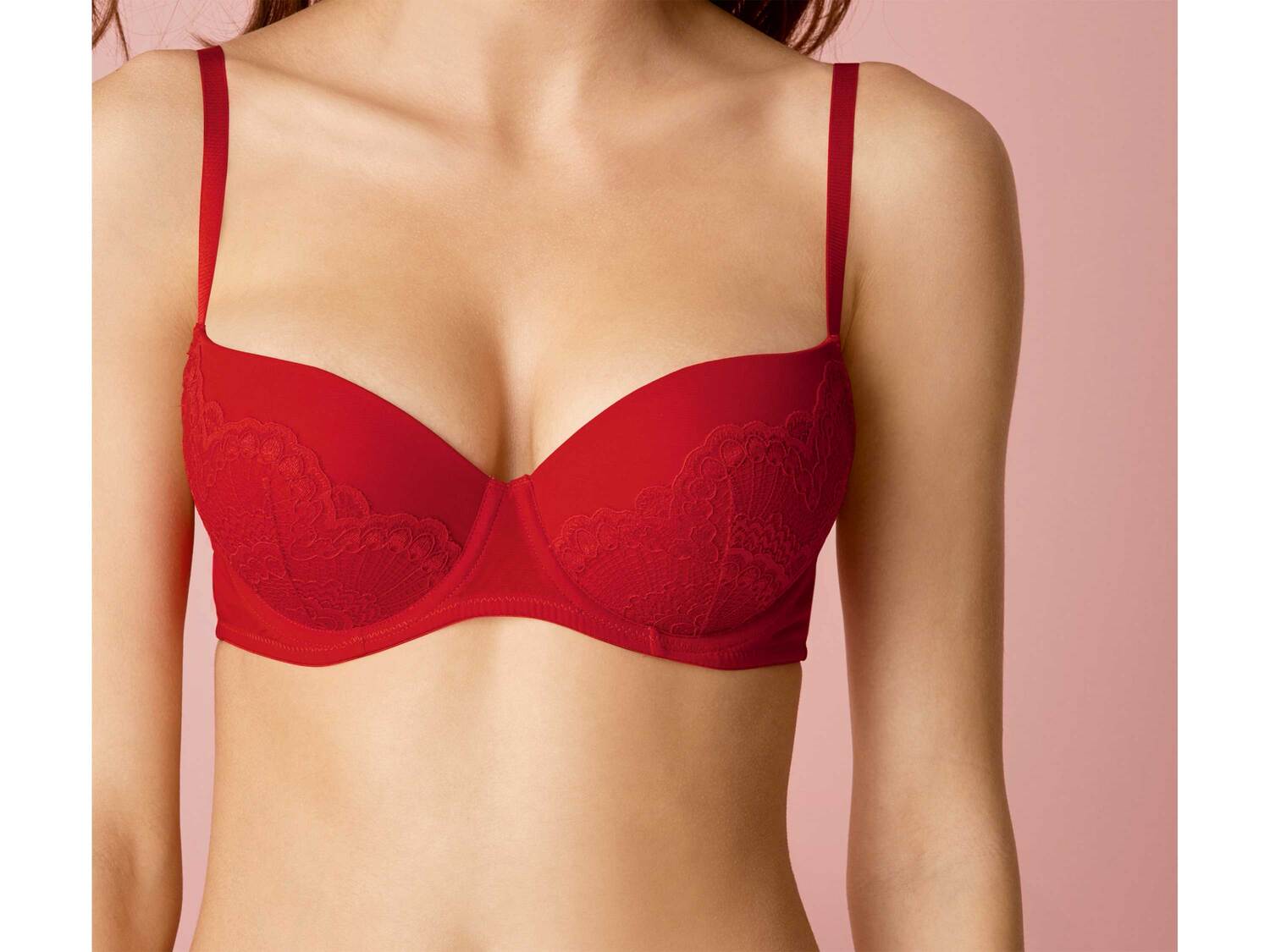 Biustonosz z koronką Esmara Lingerie, cena 23,99 PLN
- rozmiary: 75B, 80B, 80C, ...