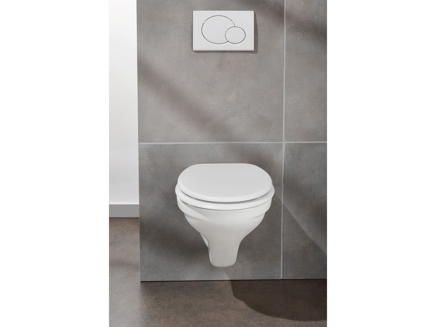Wolnoopadająca deska sedesowa Miomare, cena 69,90 PLN
- 37,6 x 5,65 x 46,6 cm ...