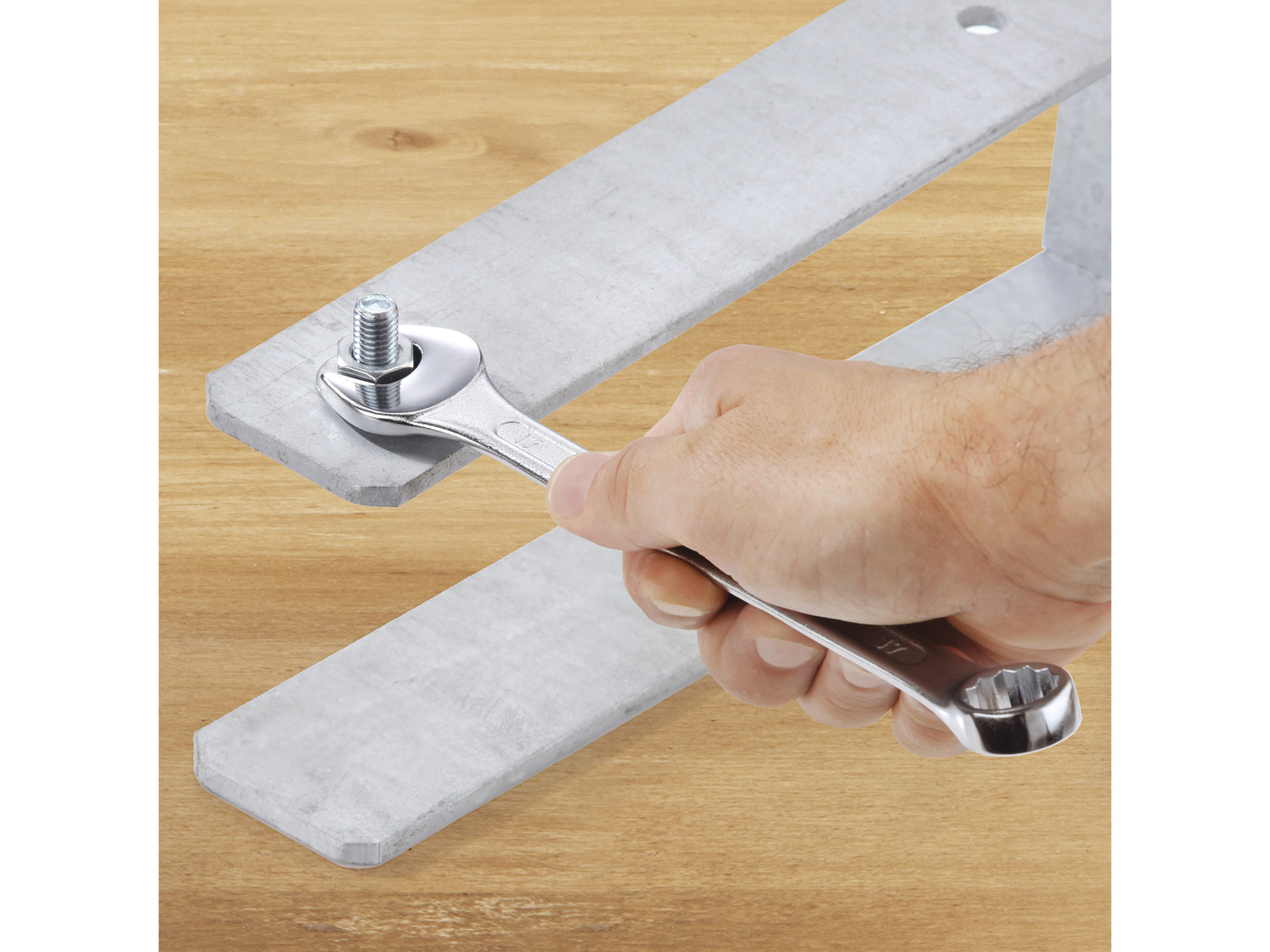 Zestaw 15 kluczy płasko-oczkowych Powerfix, cena 34,99 PLN
- 15 ELEMENTÓW
- ...