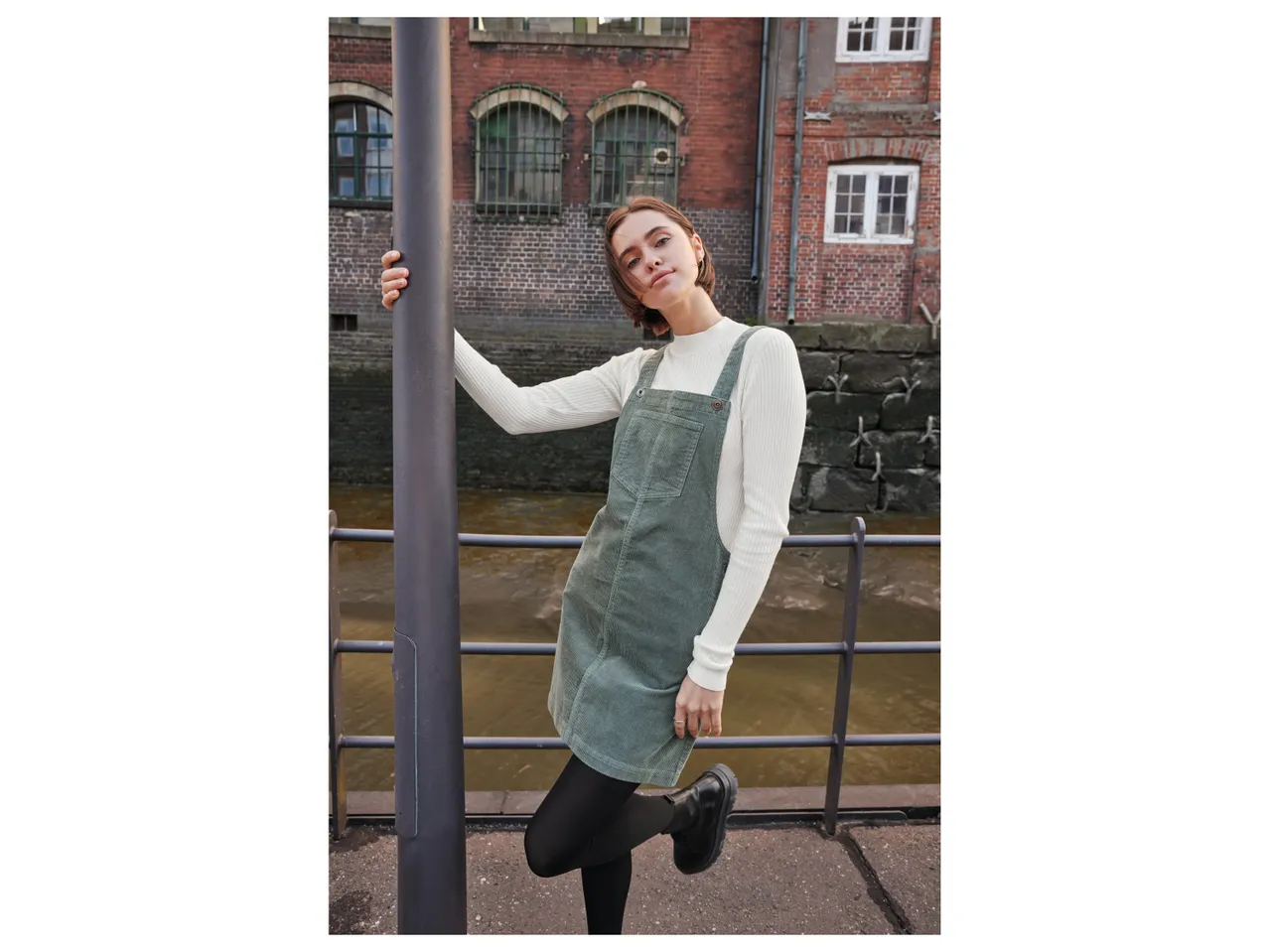 esmara® Sweter damski z wiskozą , cena 19,5 PLN
esmara® Sweter damski z wiskozą ...