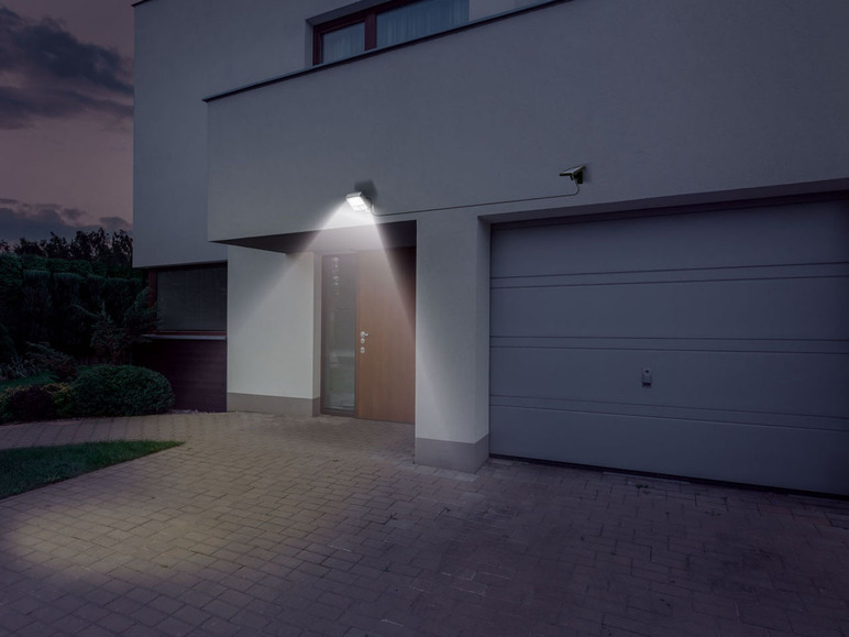 Livarno Home Reflektor solarny LED z czujnikiem Livarno home, cena 49,99 PLN
...