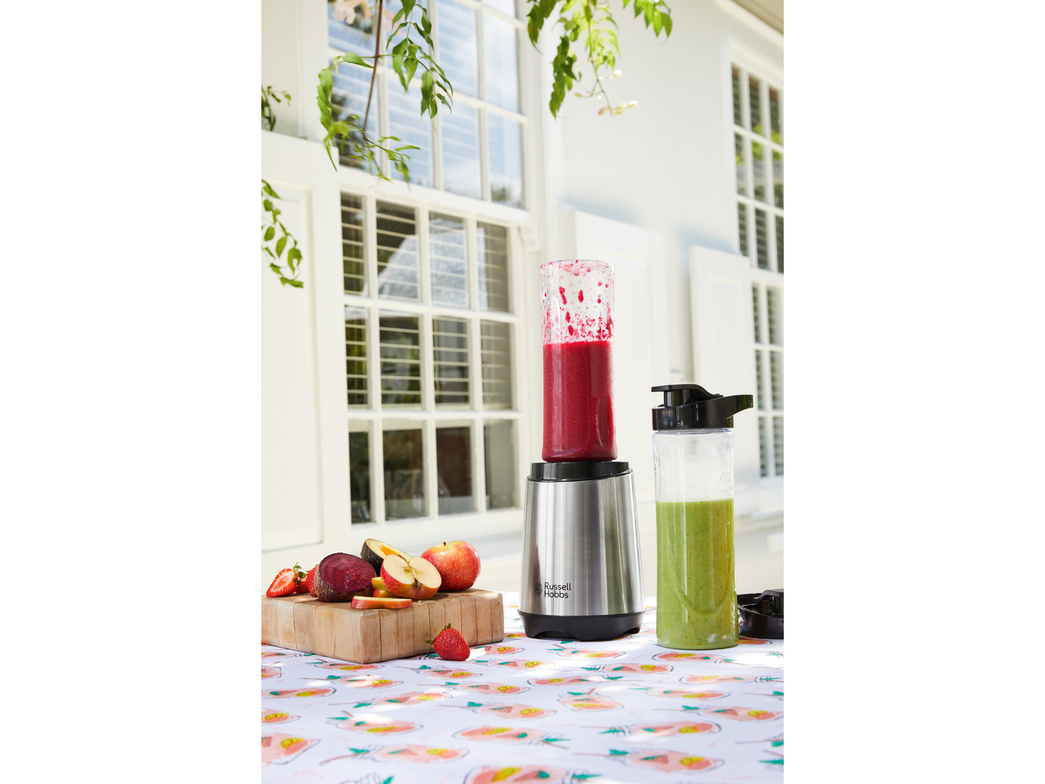 Blender do smoothie 300 W , cena 109,00 PLN
- obudowa ze szczotkowanej stali nierdzewnej
- ...