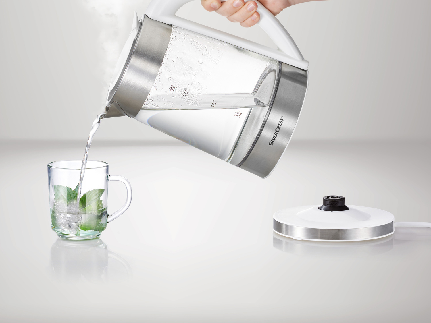 Szklany czajnik elektryczny 2400 W Silverscrest Kitchen Tools, cena 79,90 PLN
- ...