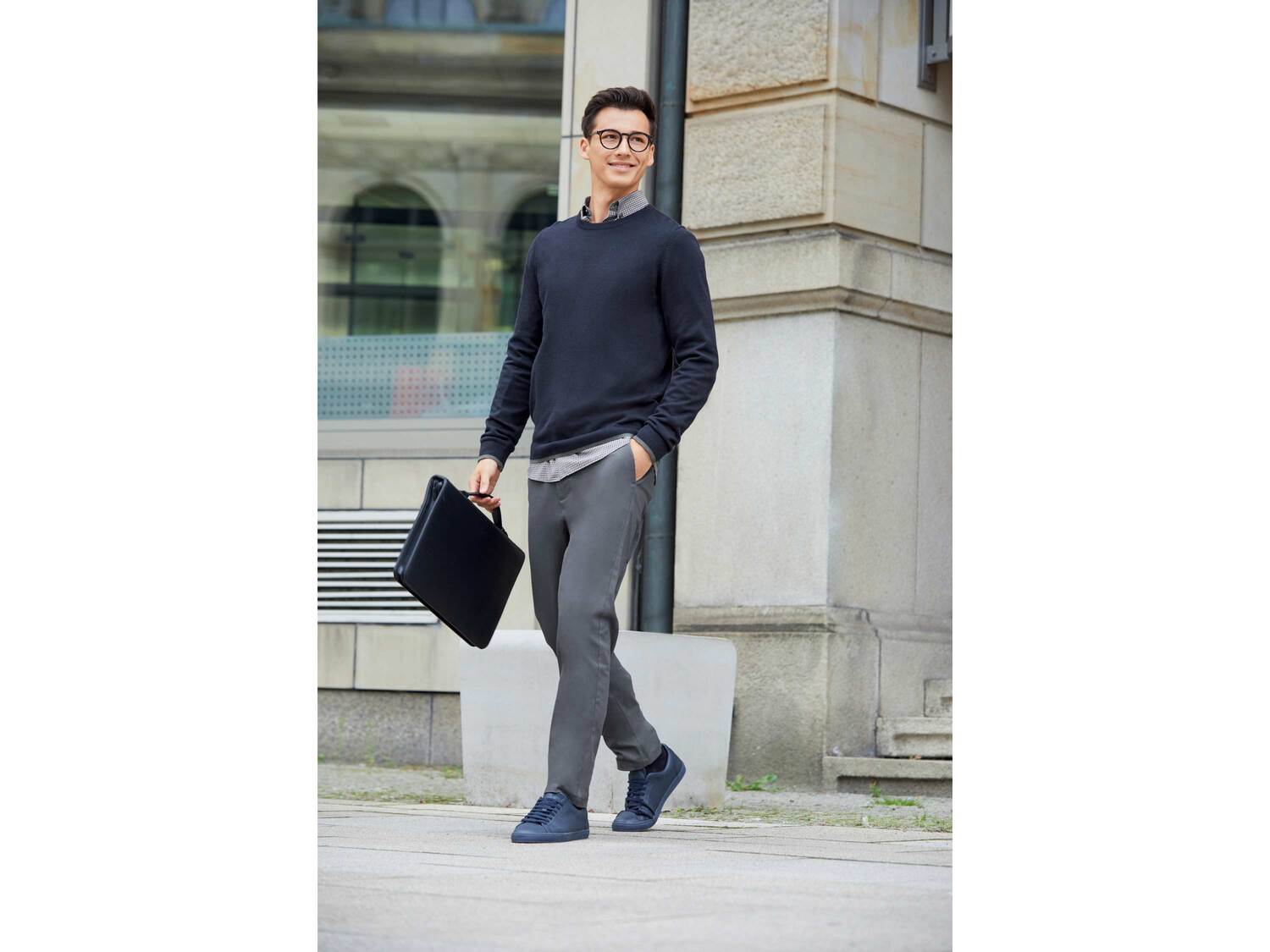 Sweter męski , cena 34,99 PLN
- 100% bawełny
- rozmiary: M-XL
Dostępne rozmiary
Opis
- ...