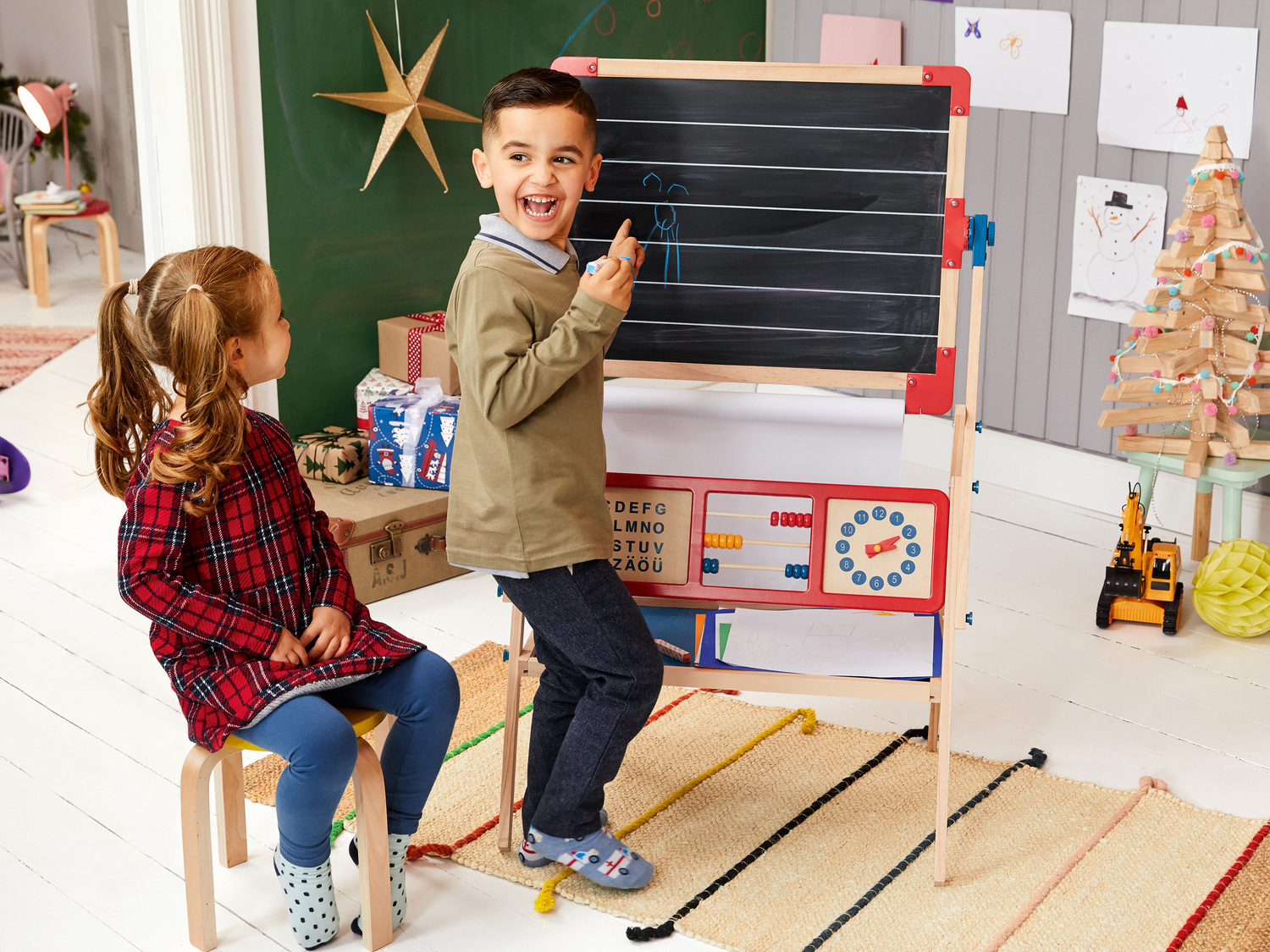 Dwustronna tablica edukacyjna Playtive, cena 89,90 PLN
- w zestawie: 5 kred, gąbka, ...