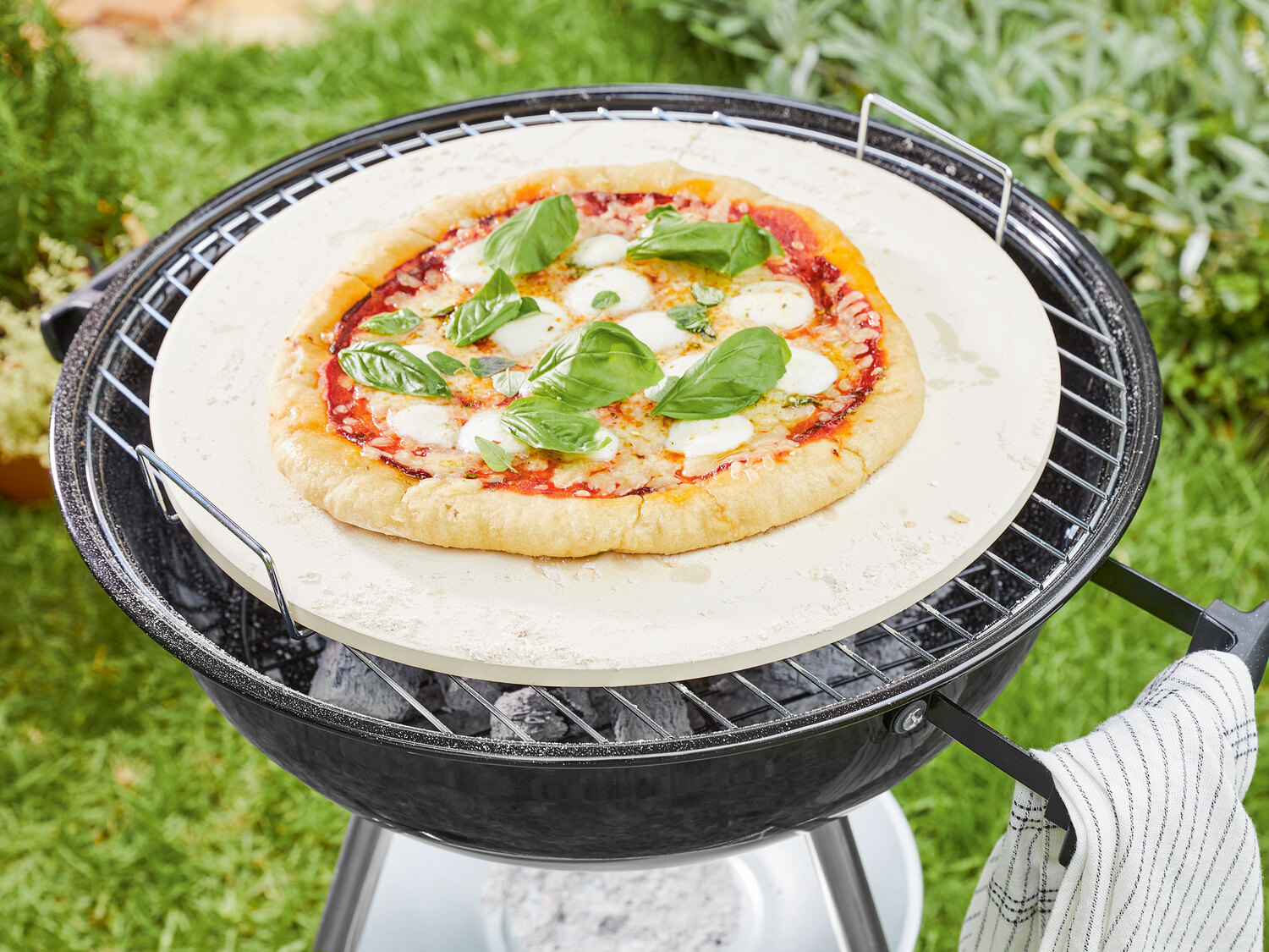 Kamień do pizzy , cena 34,99 PLN
ø 38 cm
- przystosowany do pieców i grilli ...