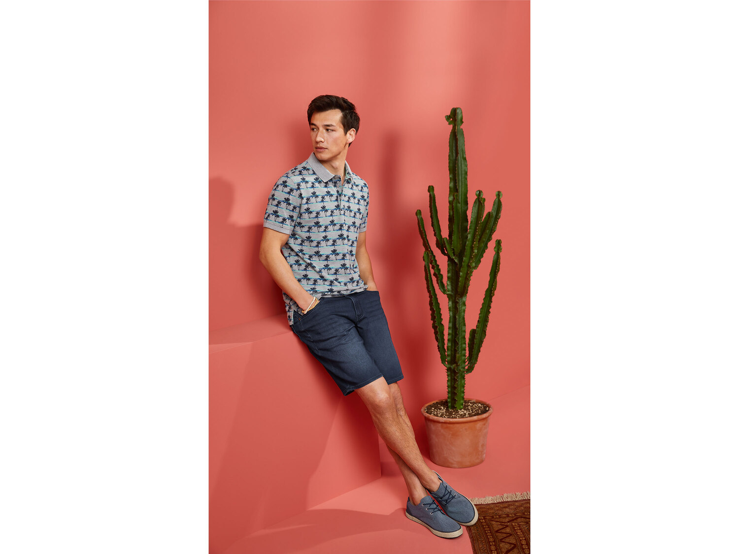 Buty męskie , cena 34,99 PLN
- rozmiary: 41-46
- 98% bawełny, 2% elastanu (lycra®)
Dostępne ...