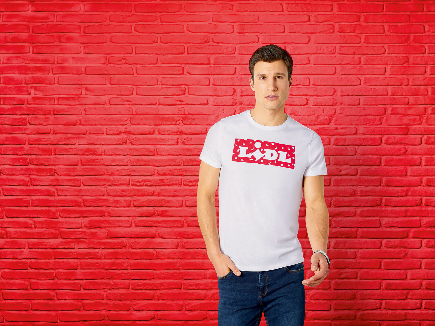 T-shirt męski z kolekcji LIDL , cena 24,99 PLN
- 100% bawełny
- rozmiary: S-XL
Dostępne ...