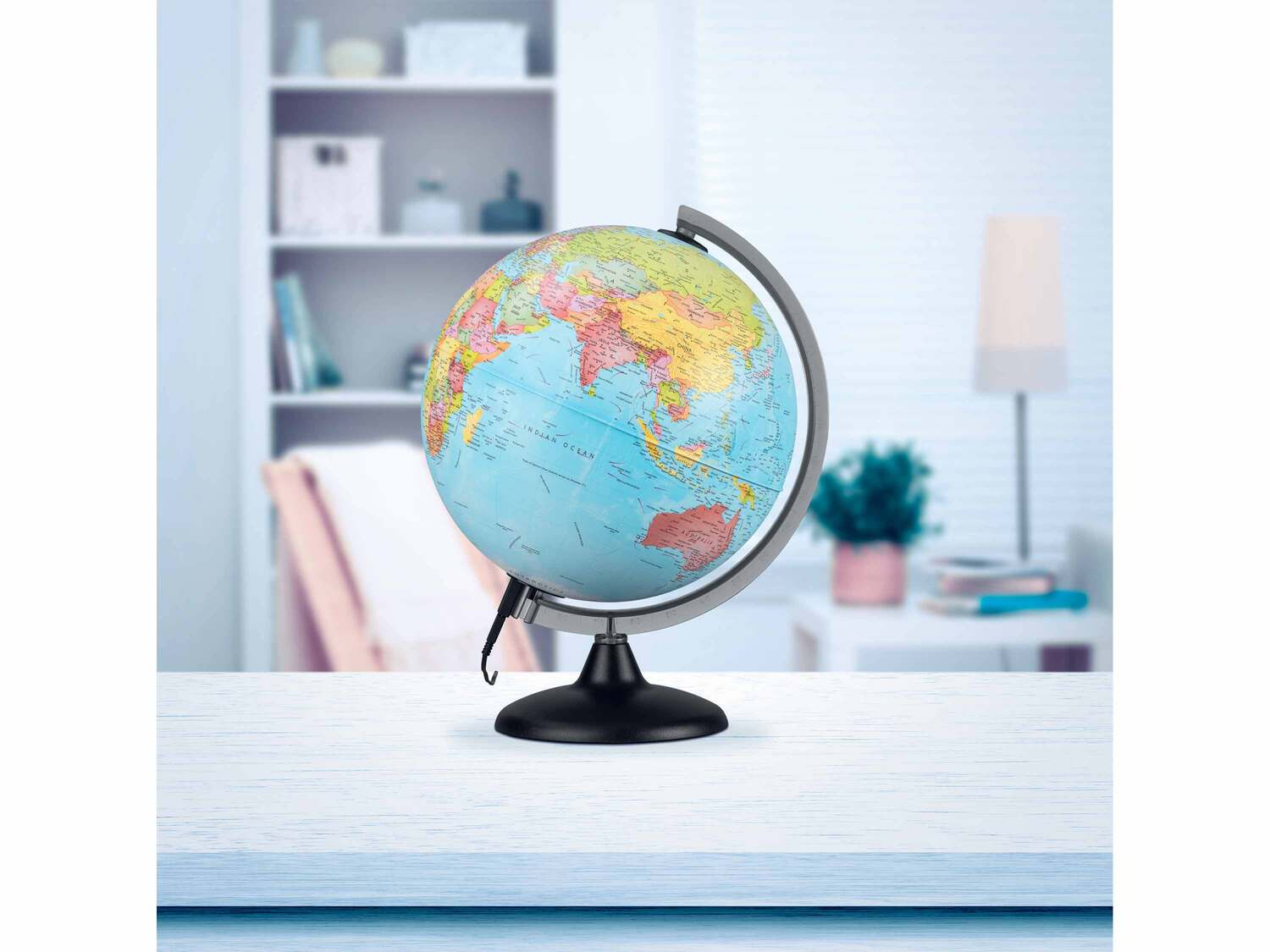 Globus podświetlany Ø 25 cm Livarno, cena 79,90 PLN
- wys.: 35,5
- z efektem ...
