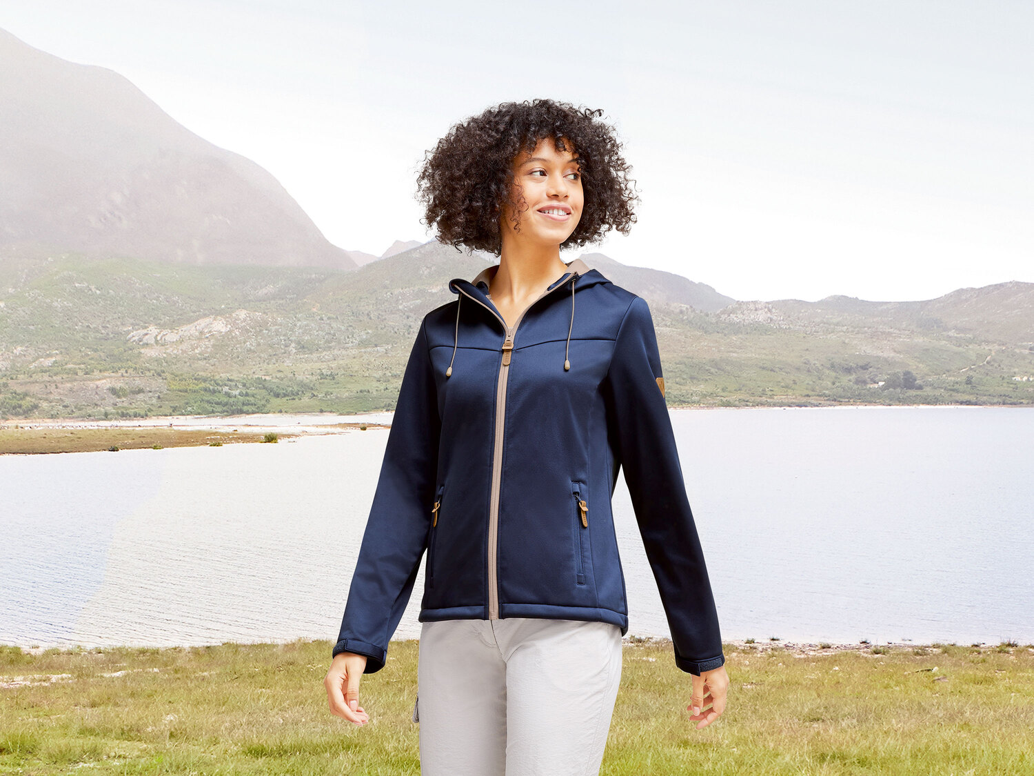 Kurtka softshell damska Crivit, cena 54,90 PLN
- rozmiary: S-L
- wewnętrzna ...