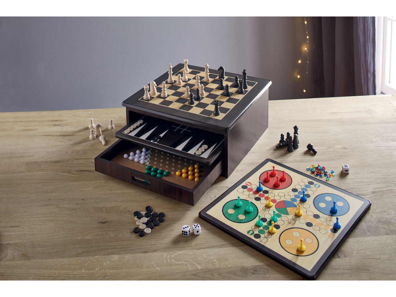 PLAYTIVE® Drewniana kolekcja gier 10 w 1 , cena 89,9 PLN
- w zestawie: szafy, ...