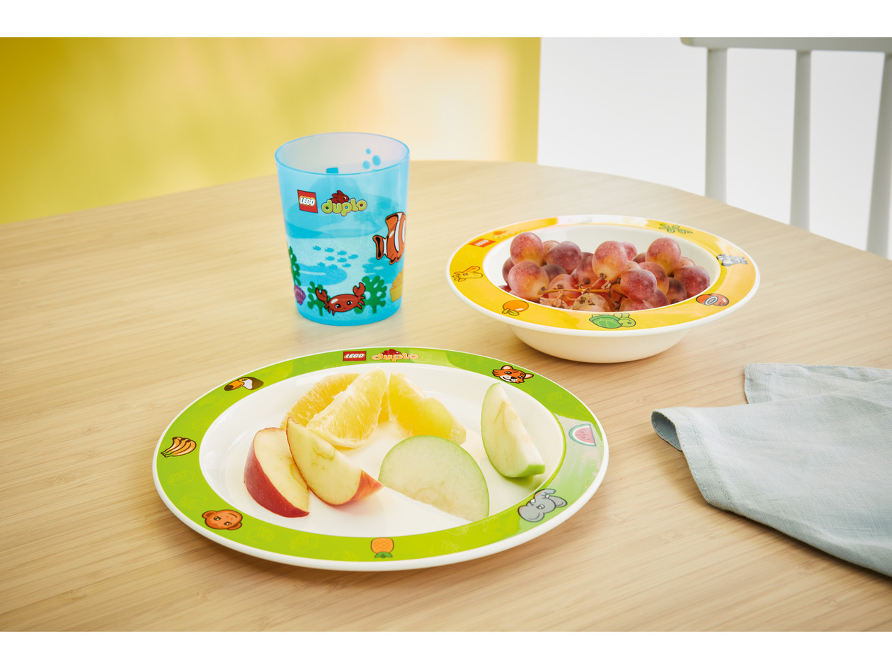 Zastawa stołowa LEGO® Duplo , cena 49,99 PLN
- w zestawie: kubek, duży talerz, ...