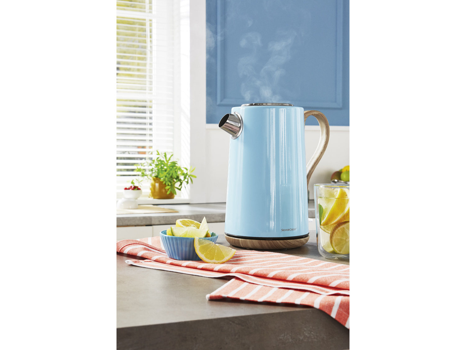 Czajnik elektryczny 2400 W Silvercrest Kitchen Tools, cena 79,90 PLN
- dno kapslowane ...