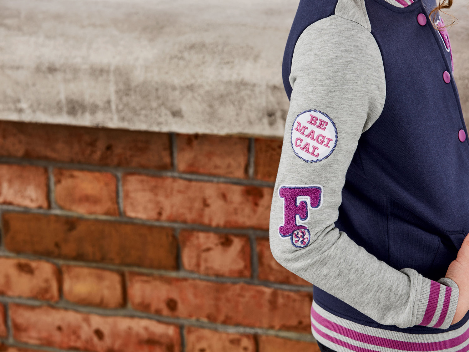 Bluza typu College Pepperts, cena 29,99 PLN
- rozmiary: 122-164
- komfort noszenia ...