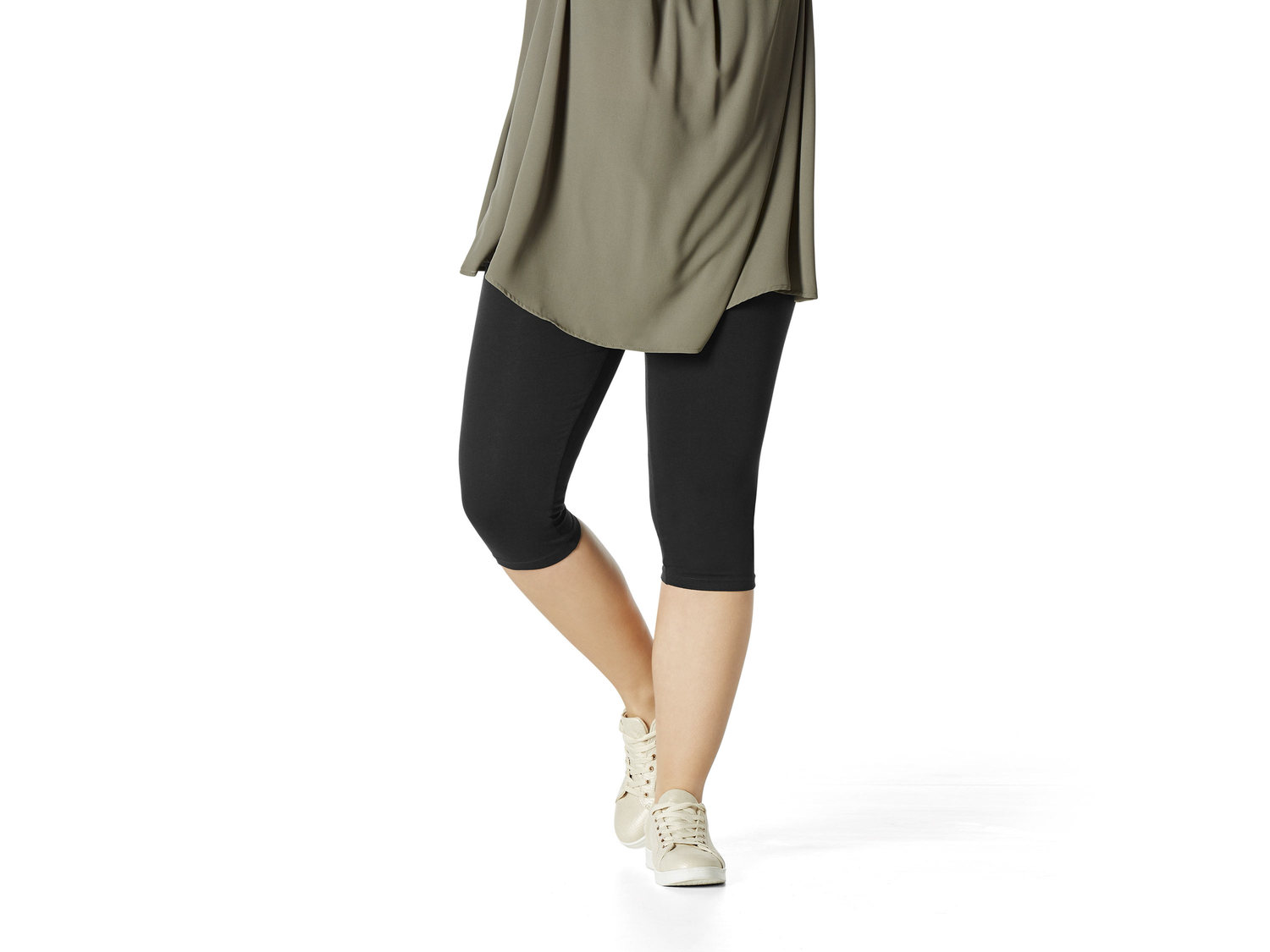 Legginsy Esmara, cena 17,99 PLN
- rozmiary: XL-3XL
- 95% bawełny, 5% elastanu
- ...