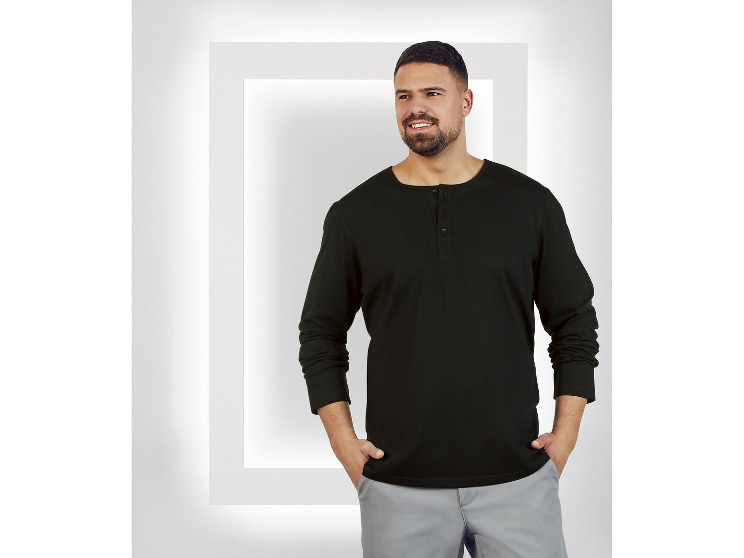 Koszulka Livergy, cena 24,99 PLN 
- 100% bawełny
- rozmiary: XL-4XL
- Hohenstein ...