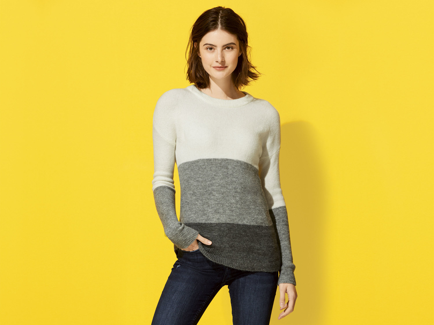Sweter Esmara, cena 39,99 PLN
- 76% poliakrylu, 21% poliamidu, 3% elastanu (LYCRA®)
- ...