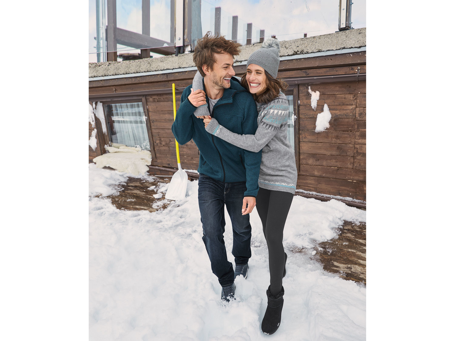 Sweter z motywem norweskim Esmara, cena 39,99 PLN
- 82% poliakrylu, 16% poliestru, ...