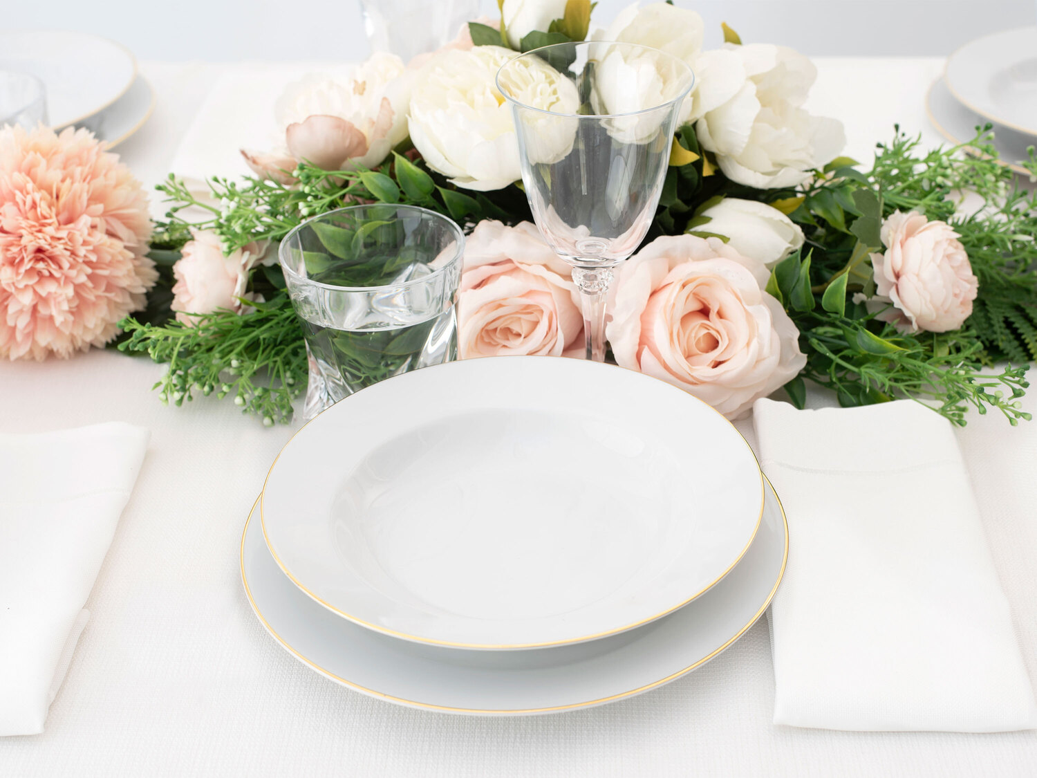 Zestaw obiadowy YVETTE, linia złota Chodzież porcelana, cena 169,00 PLN
w zestawie:
- ...