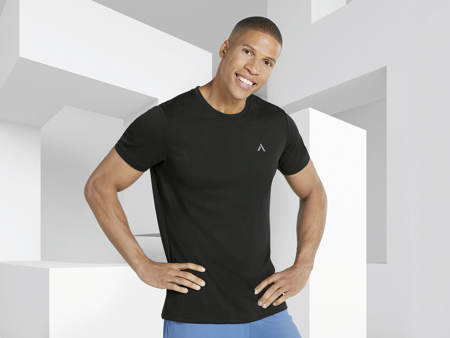 Męska koszulka sportowa Crivit, cena 17,99 PLN
- rozmiary: M-XL
Dostępne rozmiary
Opis
- ...