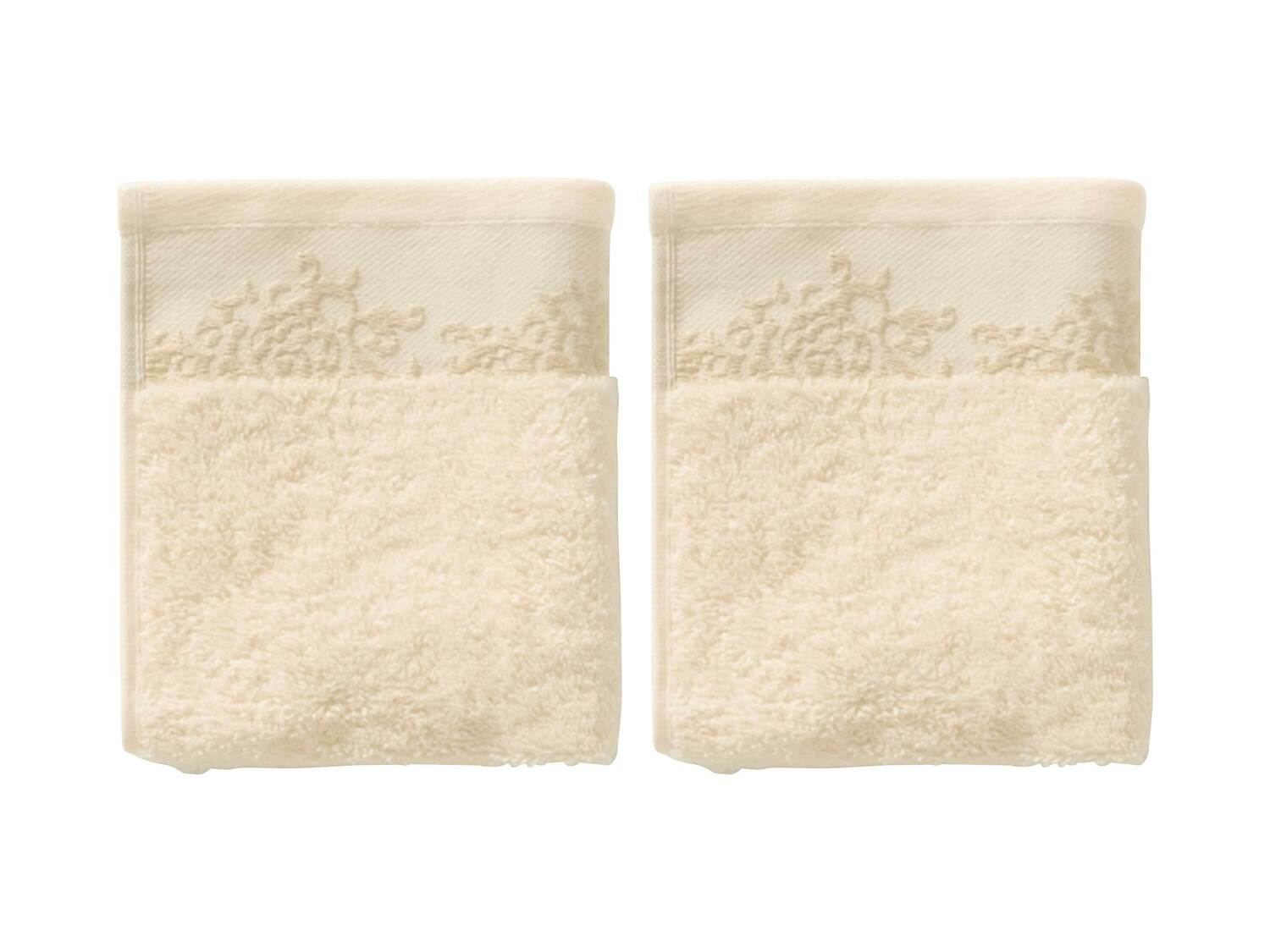 Ręczniki 30 x 50 cm, 2 szt. 500 g/m² Miomare, cena 11,99 PLN
5 kolorów
- ...