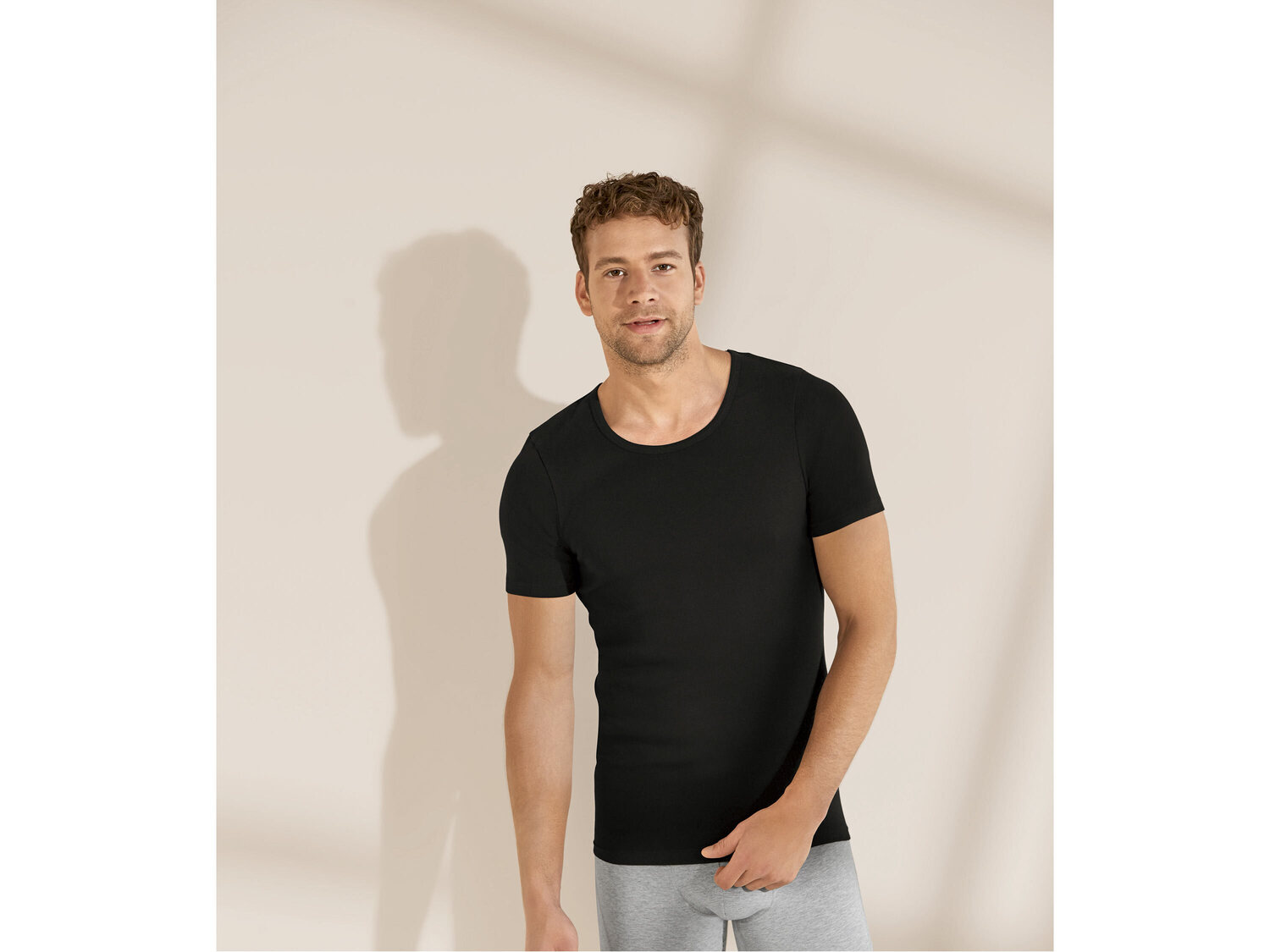 Podkoszulka z bawełny Livergy, cena 14,99 PLN
2 kolory
- rozmiary: M-XL
- 2 kolory
Opis
...