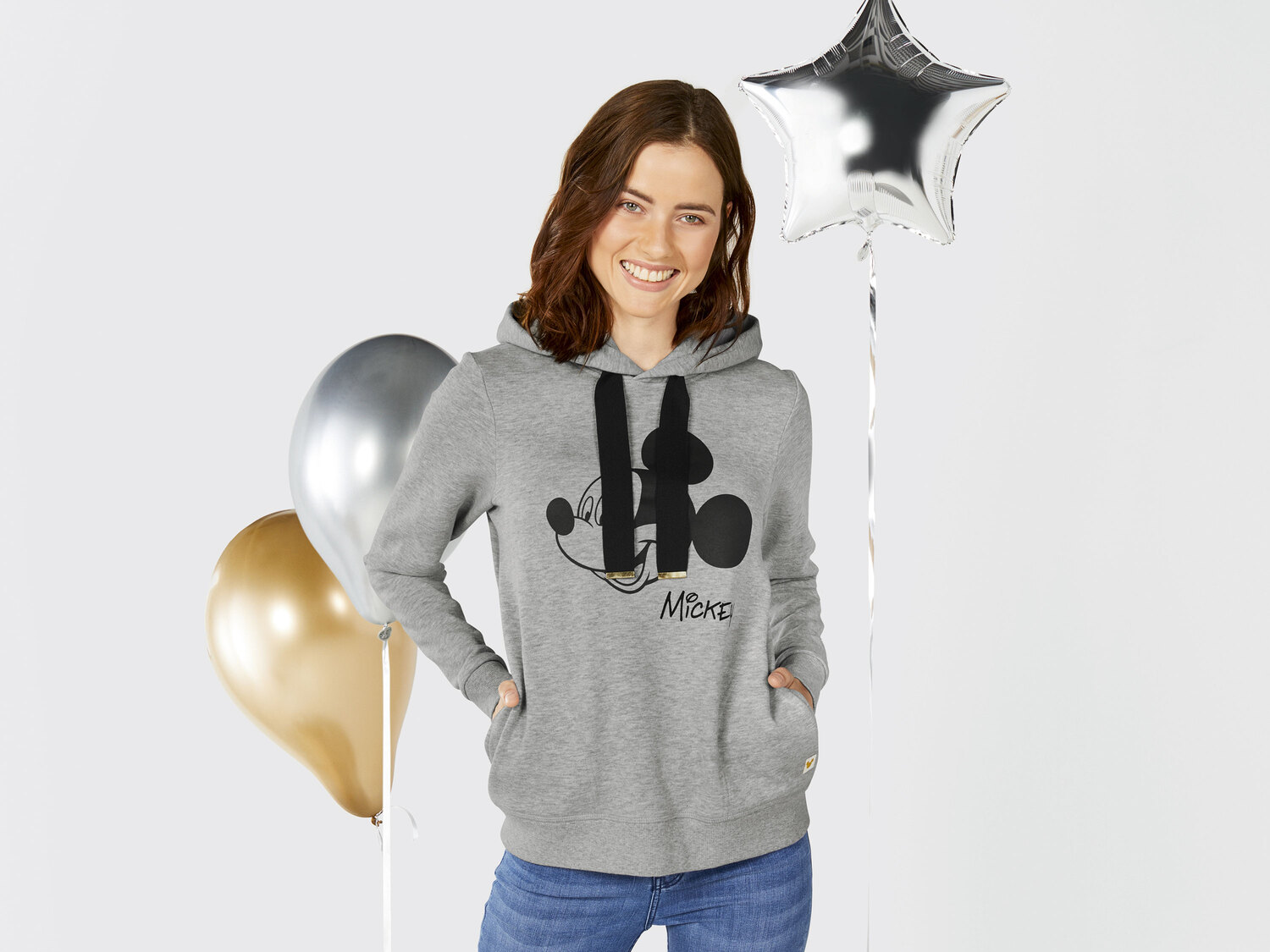 Bluza z bawełną Disney, cena 44,99 PLN
- komfort noszenia dzięki wysokiej zawartości ...