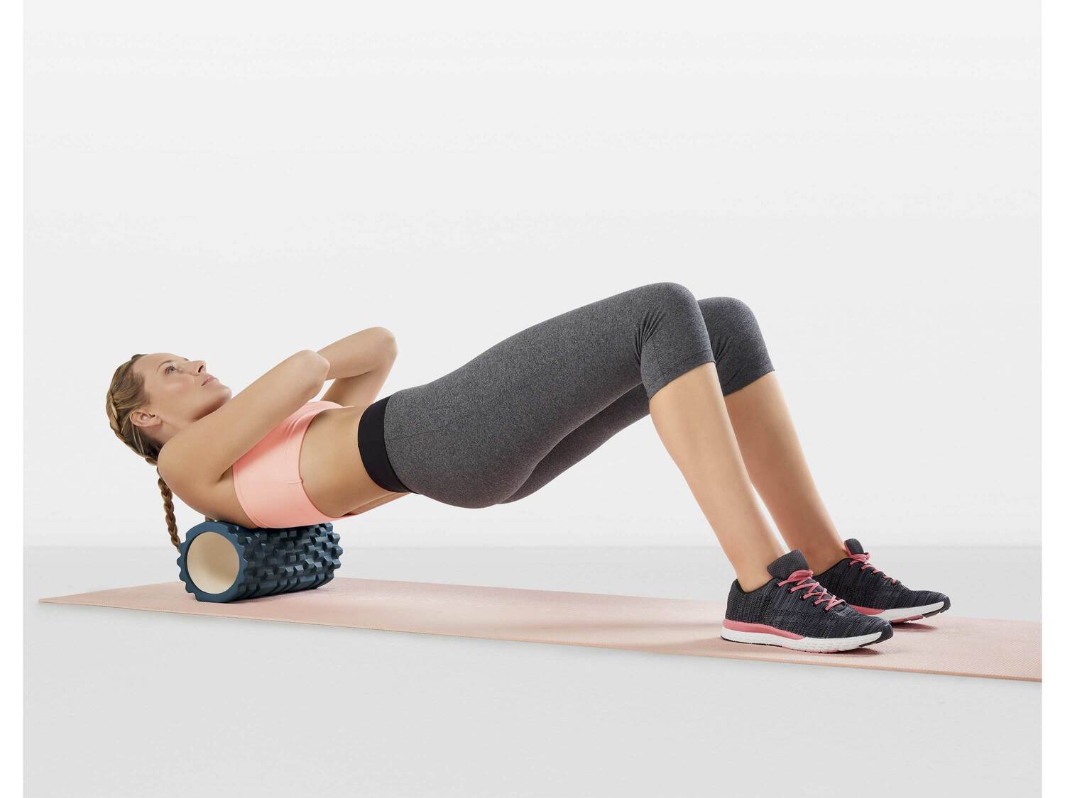 Wałek fitness Crivit, cena 24,99 PLN  
2 kolory
Opis