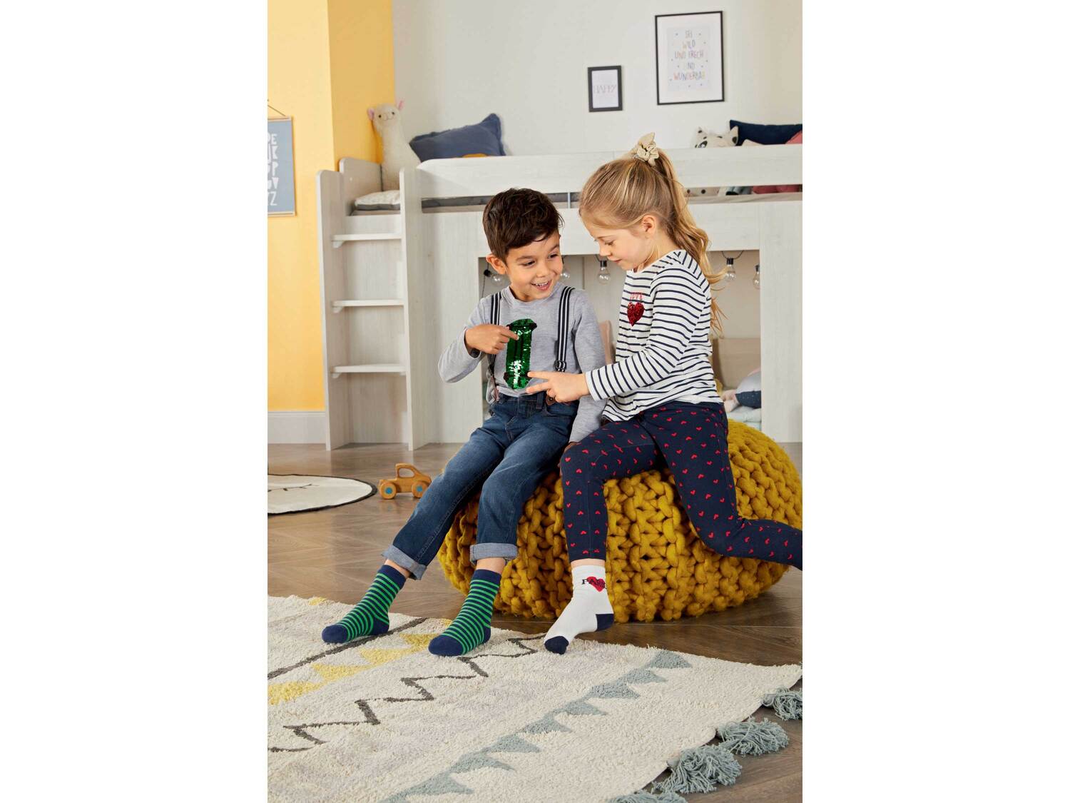Koszulka z cekinami Lupilu, cena 14,99 PLN
- rozmiary: 86-116
- 100% bawełny
- ...