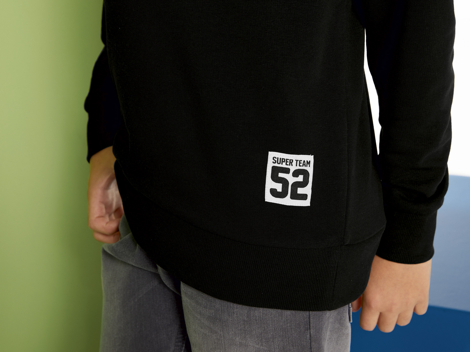 Bluza dresowa chłopięca Pepperts, cena 29,99 PLN
- rozmiary: 122-164
- wysoka ...