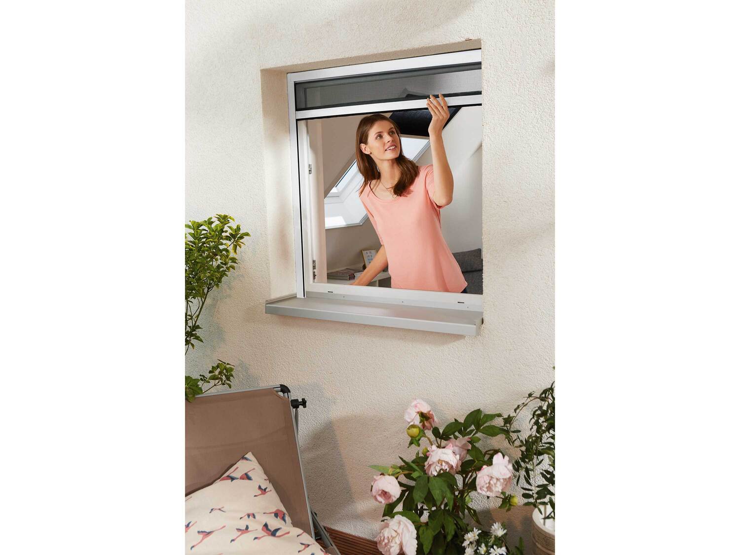 Moskitiera okienna rolowana 130 x 160 cm , cena 99,00 PLN
- stabilny system ram ...