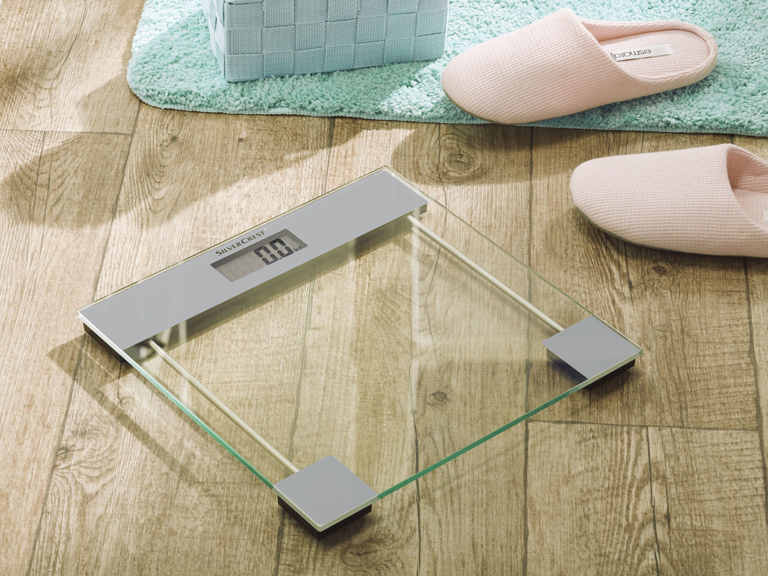 Waga łazienkowa Silvercrest Personal Care, cena 34,99 PLN
- step-on: pomiar bezpośrednio ...
