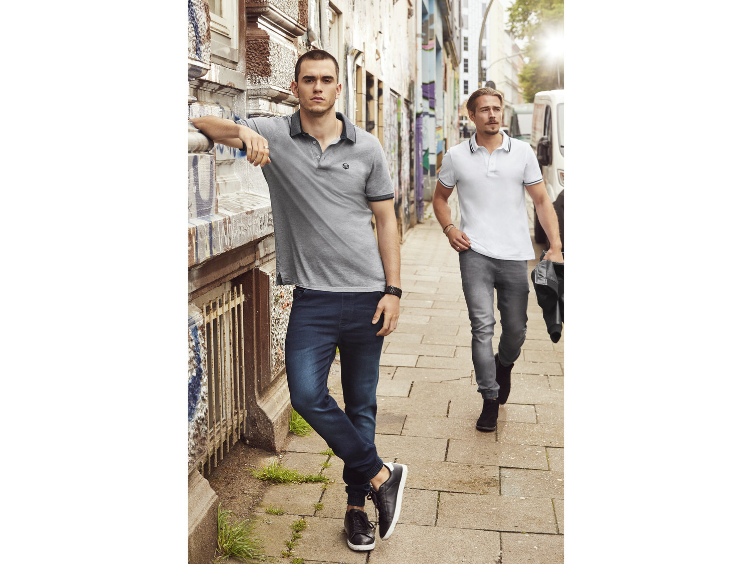 Joggery Livergy, cena 44,99 PLN
- optymalne dopasowanie dzięki zastosowaniu elastanu
- ...