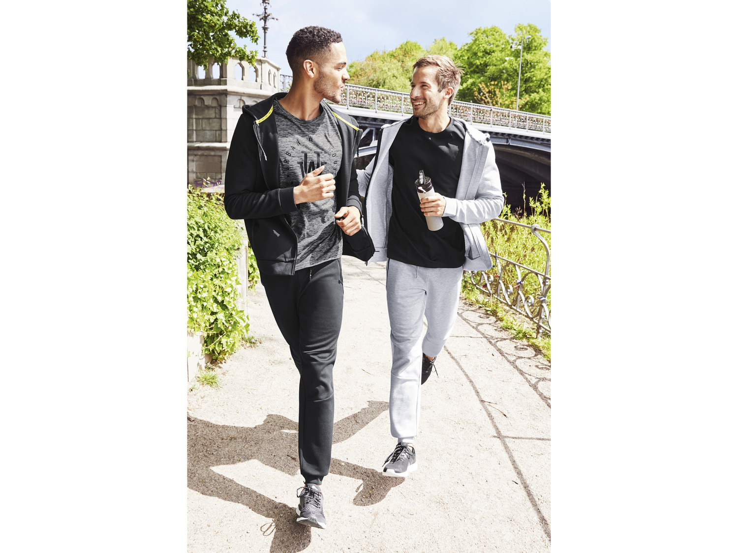 Męska bluza dresowa Crivit, cena 49,99 PLN
- rozmiary: S-XL
- Hohenstein bezpieczne ...