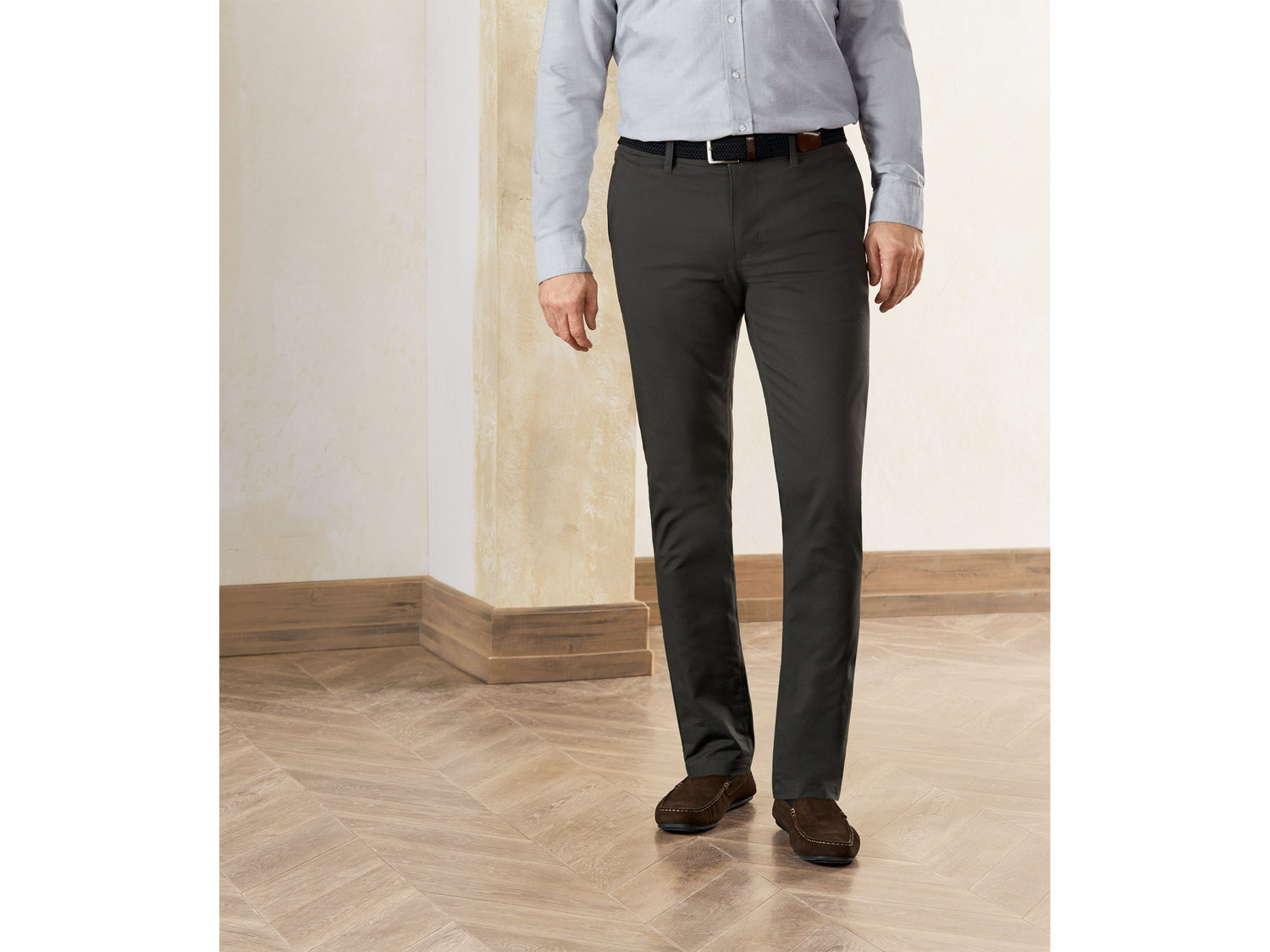 Spodnie chino Livergy, cena 44,99 PLN
- 98% bawełny, 2% elastanu (LYCRA®)
- ...