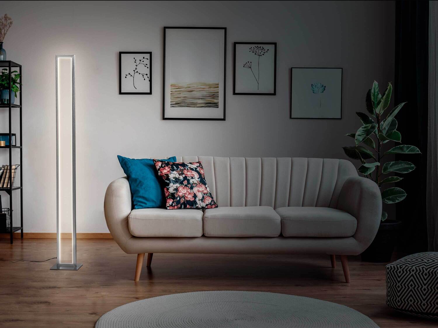 Lampa podłogowa LED , cena 149,00 PLN
- dł. kabla sieciowego: 1,8 m
- przyciemnianie ...