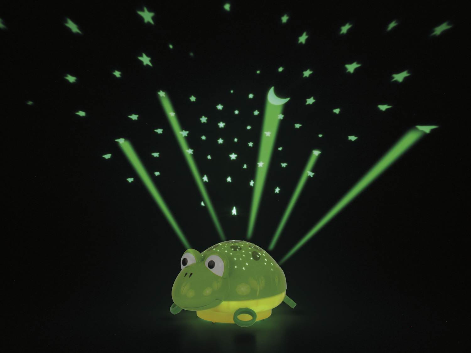 Lampka nocna LED z projektorem gwiazd Ansmann, cena 44,99 PLN
- technologia LED ...