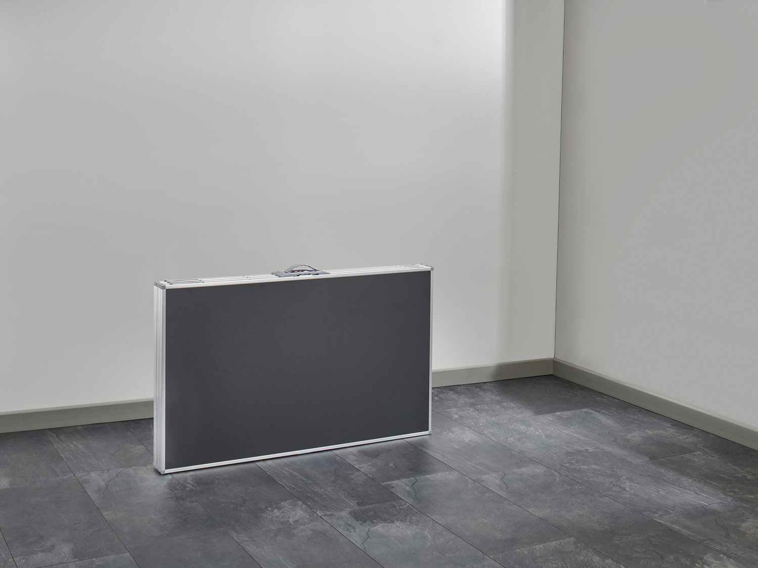 Zestaw 3 stołów wielofunkcyjnych Powerfix, cena 199,00 PLN
- możliwość stosowania ...