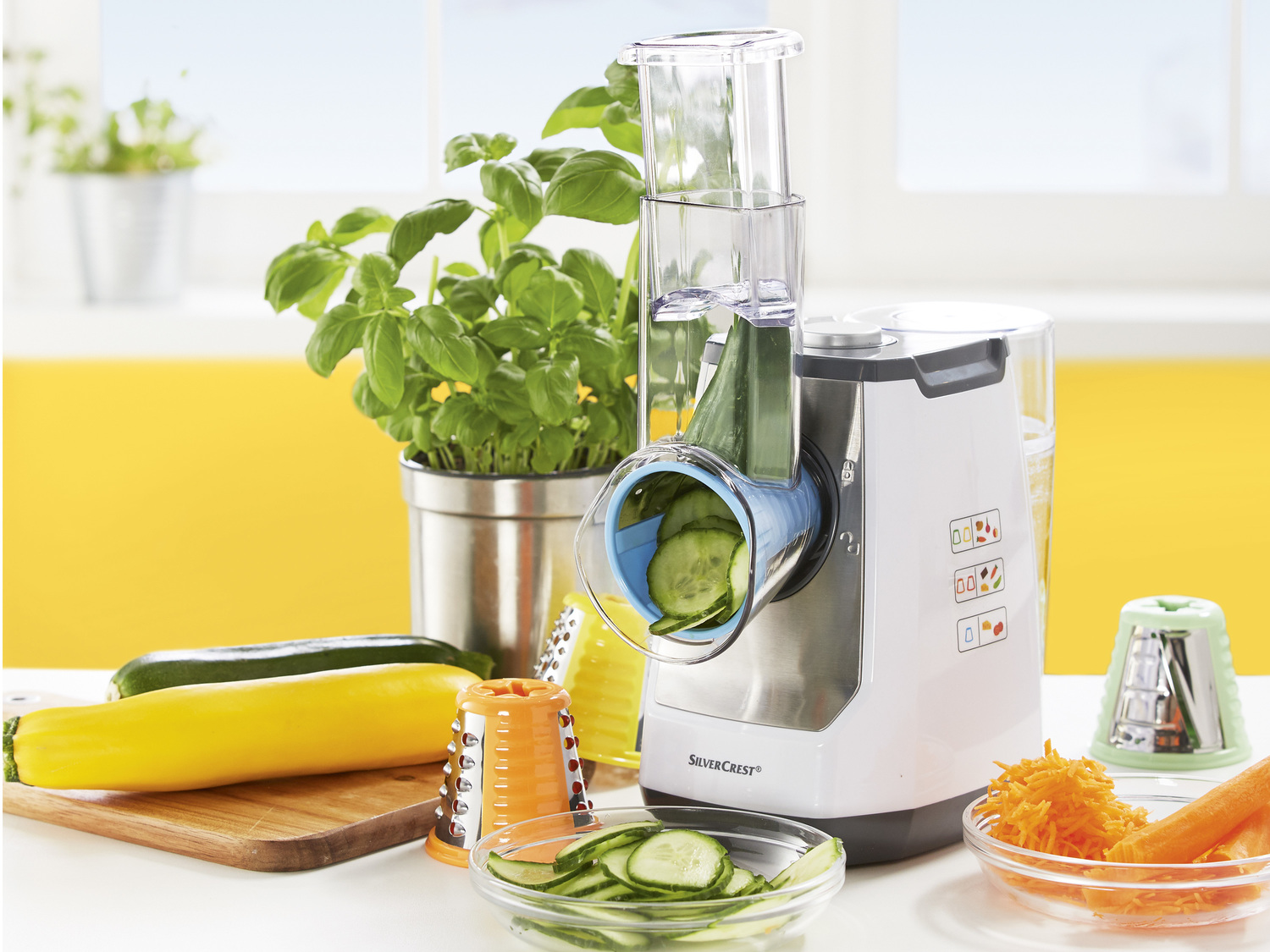 Elektryczna tarka do warzyw Silvercrest Kitchen Tools, cena 89,90 PLN
- wkład ...
