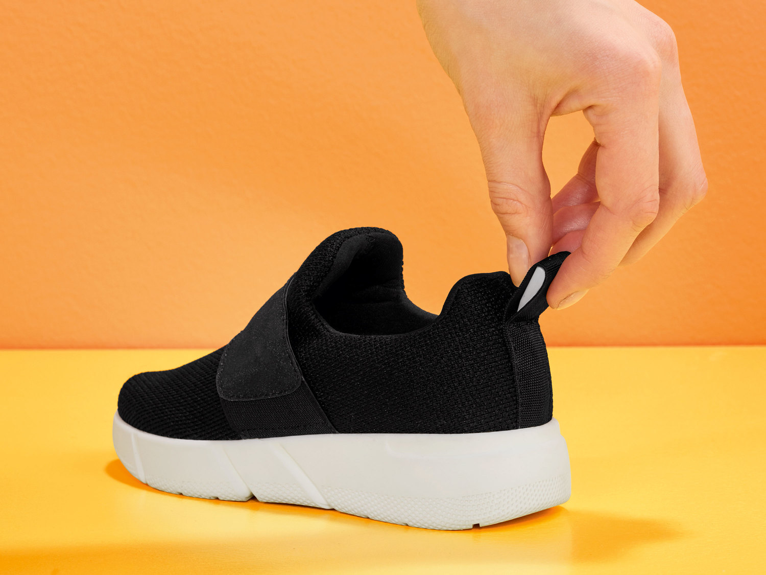 Super świecące buty Pepperts, cena 55,00 PLN
Buty młodzieżowe z róznymi ...