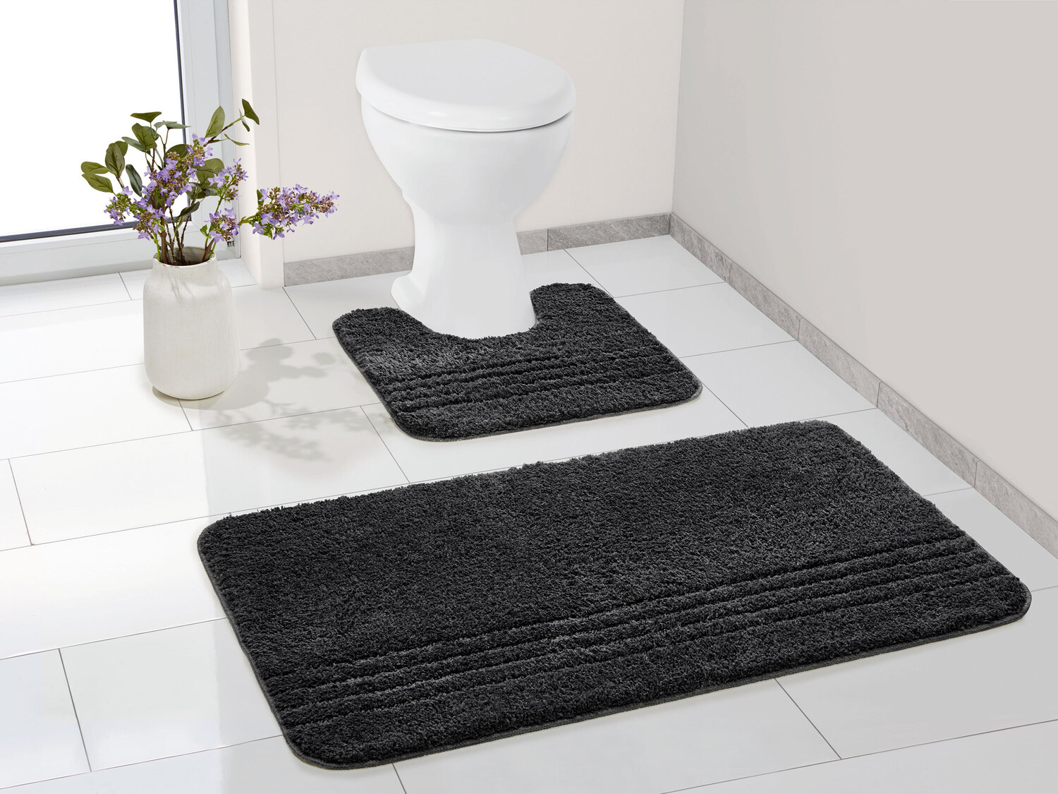 Zestaw dywaników łazienkowych Miomare, cena 39,99 PLN
pod WC stojące
- antypoślizgowy ...