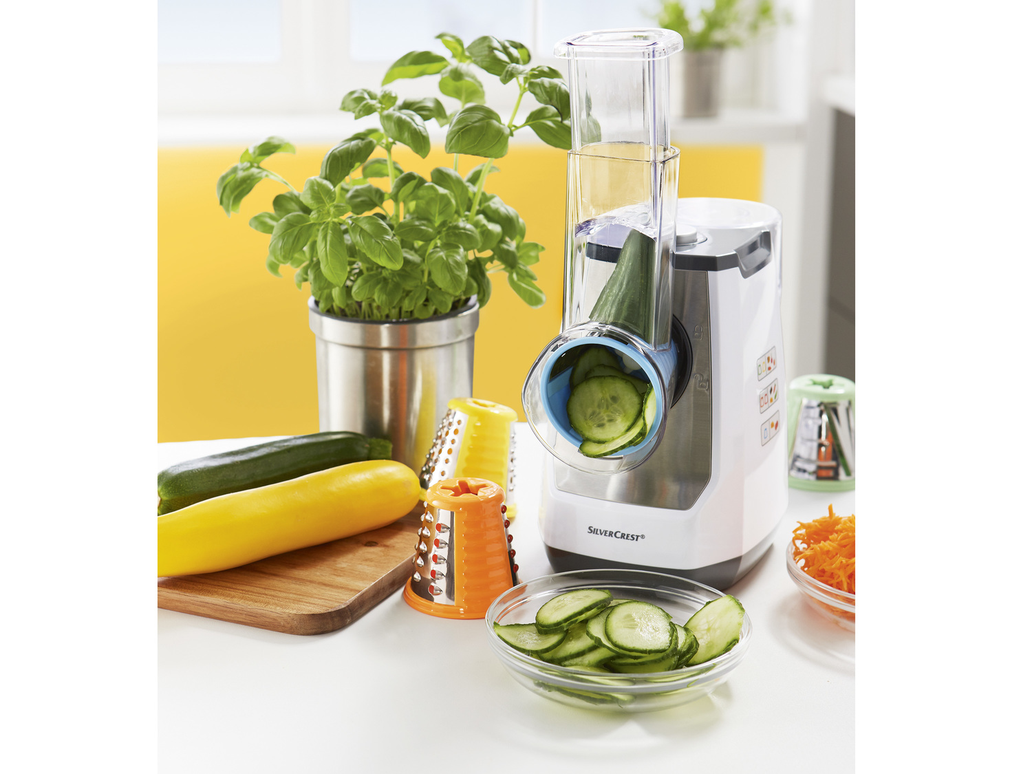 Elektryczna tarka do warzyw Silvercrest Kitchen Tools, cena 89,90 PLN
- wkład ...