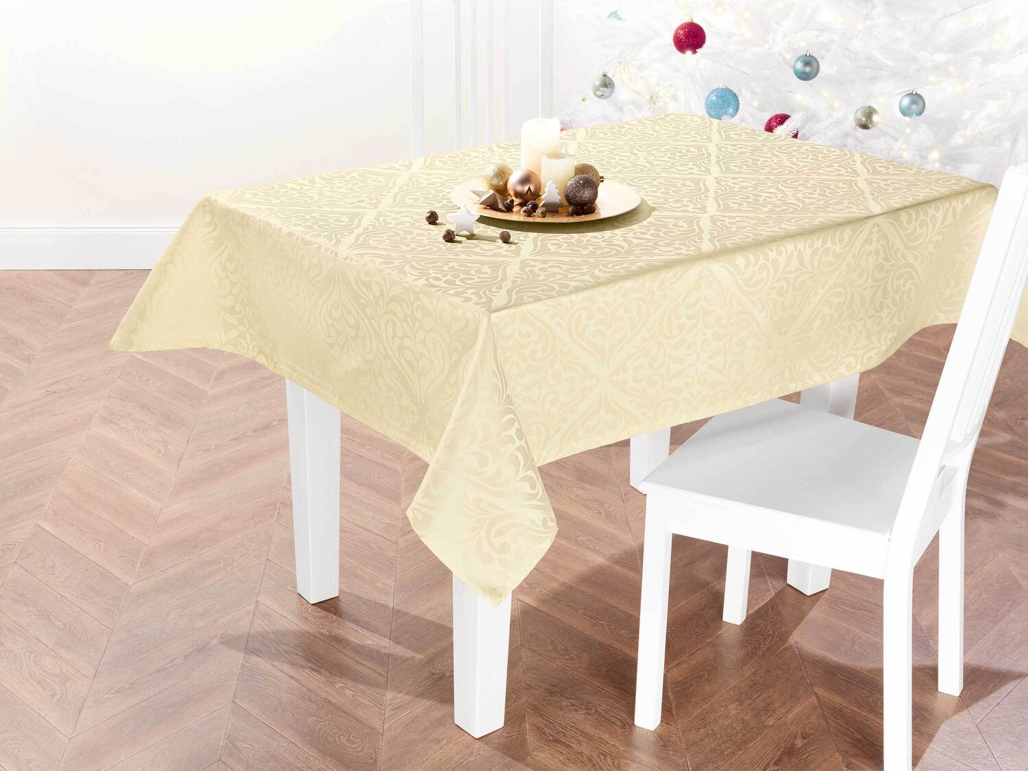 Obrus żakardowy Meradiso, cena 29,99 PLN
4 wzory
- nieprzepuszczający wody dzięki ...